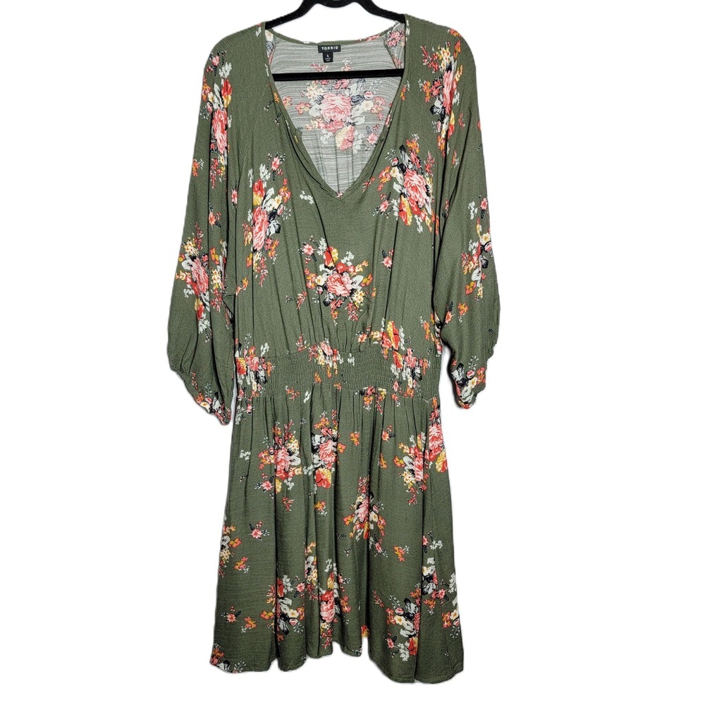 Torrid‎ Olive Green Floral Boho Dress Plus Size 4X Smocked Waist V-Neck Rayon
